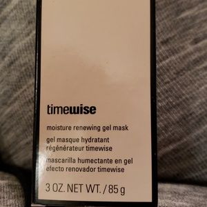 Mary kay moisture renewing mask
